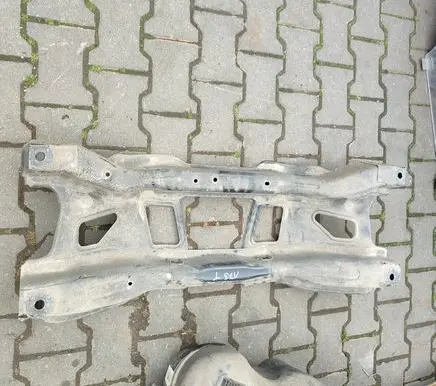 Fiat 500X Rear axle beam 