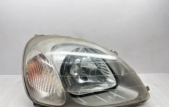 Toyota Yaris Headlight/headlamp 811100D02100