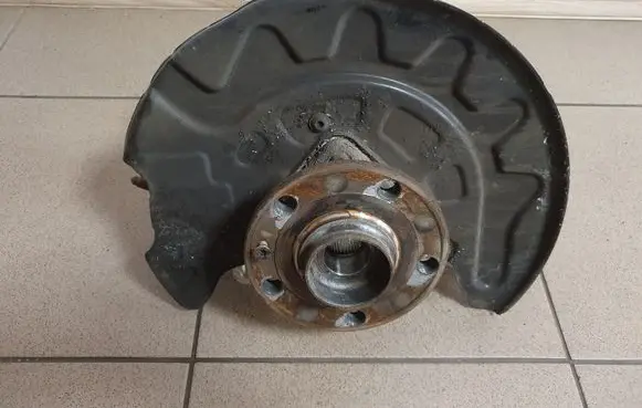 Audi Q2 - Front wheel hub 5Q0407257C