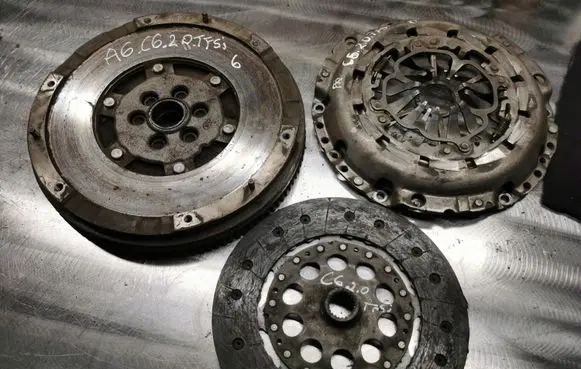 Audi A6 S6 C6 4F Clutch set kit 06D105266A 06B141031