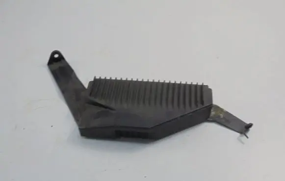 Volvo V70 Sound amplifier 8673135