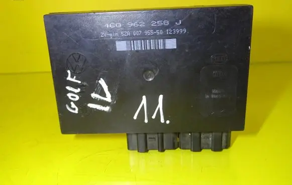 Volkswagen Golf IV Central body control module 1C0962258J