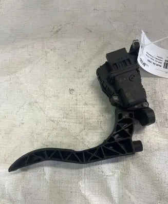 Audi A6 S6 C6 4F Accelerator throttle pedal 4F1721523A 150405 6PV00898405