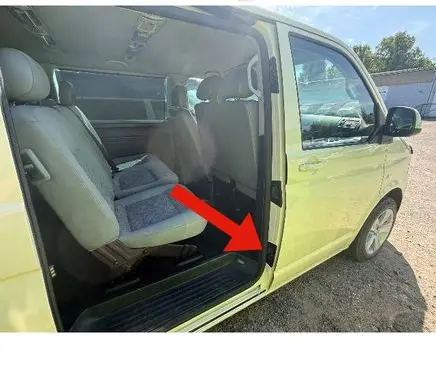 Volkswagen Transporter - Caravelle T5 Sliding door check strap stopper 7H0843640F