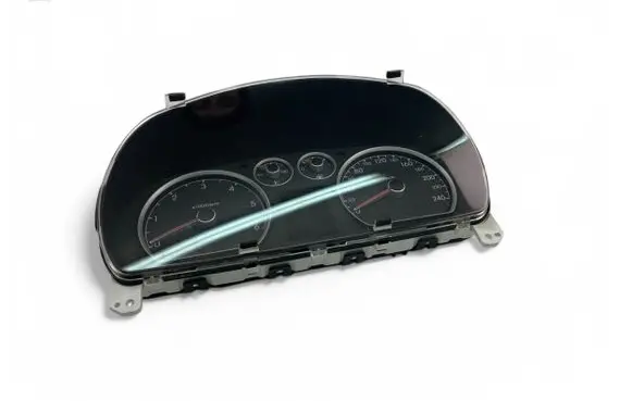 Hyundai i30 Speedometer (instrument cluster) 940032L560