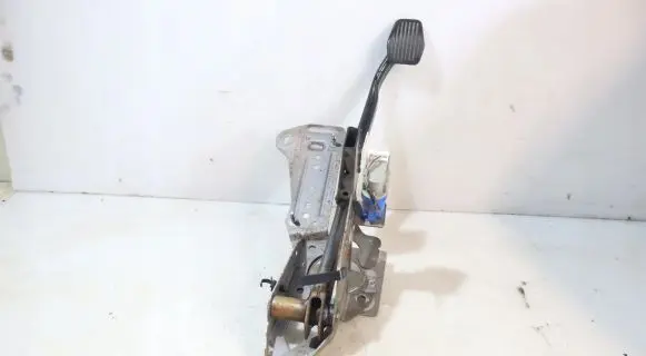 Clutch pedal