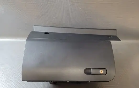 Volkswagen Touareg II Glove box 7P1857097 7P1857097AE