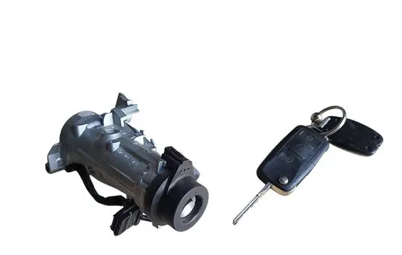Volkswagen Golf V Ignition lock 1K0905851B 1K0905865