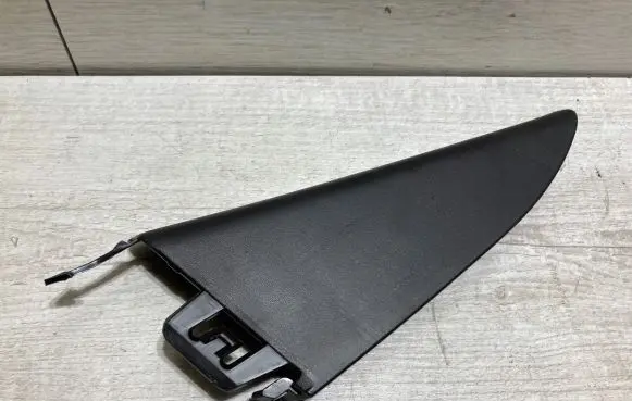 Other rear door trim element