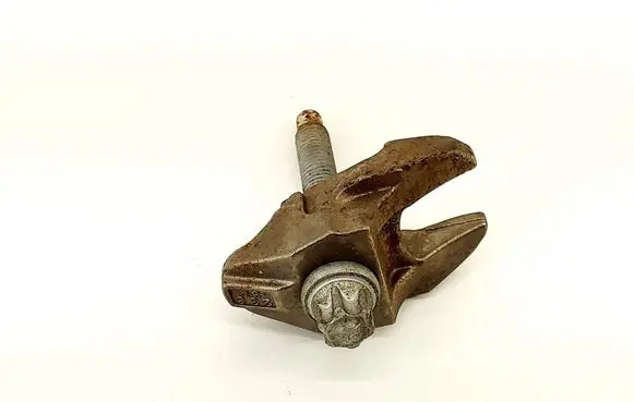 Ford C-MAX II Fuel Injector clamp holder
