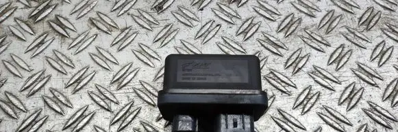 Glow plug pre-heat relay