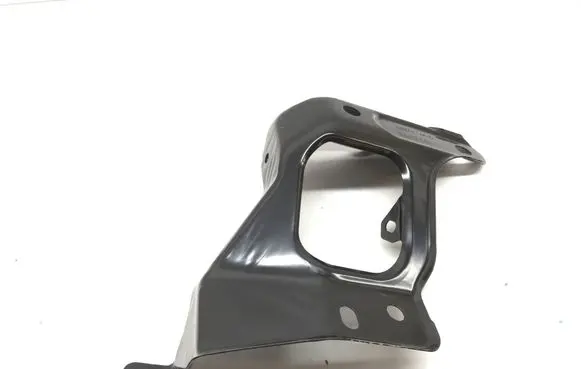 Tesla Model 3 Fender mounting bracket 1086017-00-D