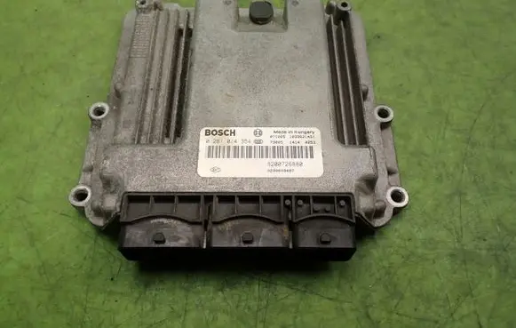 Renault Laguna III Engine control unit/module ECU 