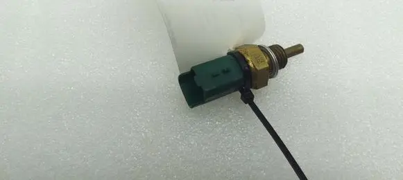 Coolant temperature sensor
