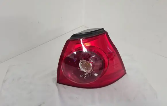 Volkswagen Golf V Rear/tail lights 1K6945096N