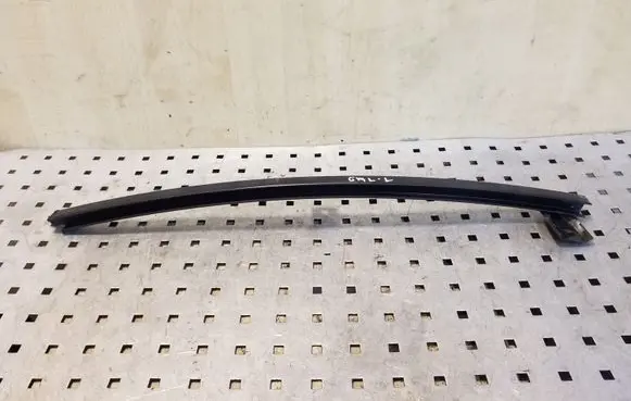 Honda Insight Rear door windshield rail 