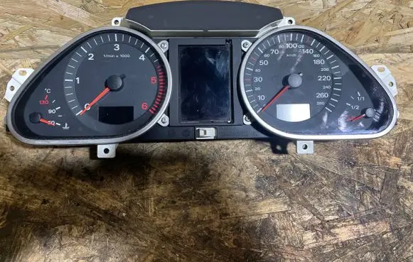 Audi A6 S6 C6 4F Speedometer (instrument cluster) 4F0920900S 4F0910900A 503000731203