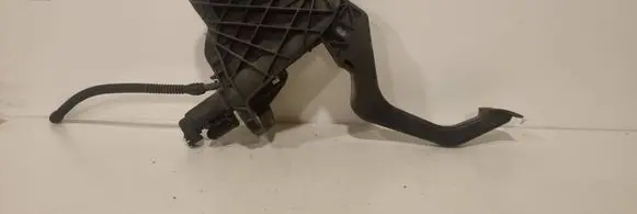 Volkswagen PASSAT B6 Clutch pedal 1K0721796