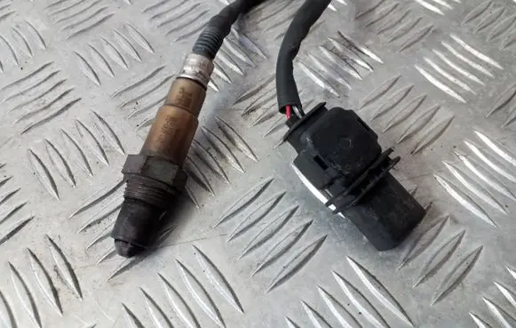 BMW 5 F10 F11 Lambda probe sensor 779160003 0281004018