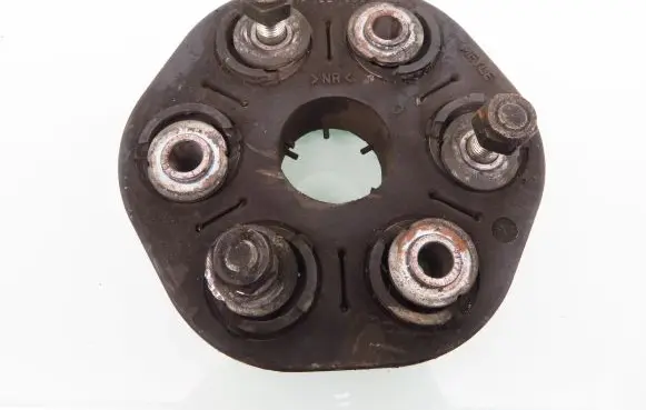 BMW 7 E38 Rear prop shaft donut coupling/joint 3141521006