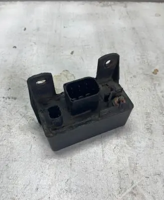 Mercedes-Benz E W211 Glow plug pre-heat relay PA6GF30
