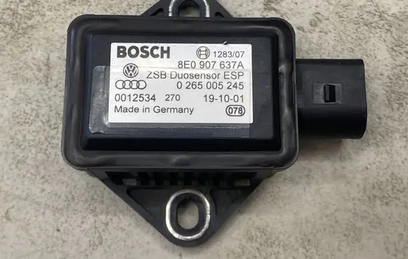 Audi A4 S4 B6 8E 8H ESP acceleration yaw rate sensor 8E0907637A 0012534 0265005245