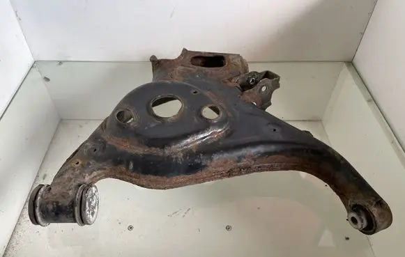 Rear upper control arm/wishbone
