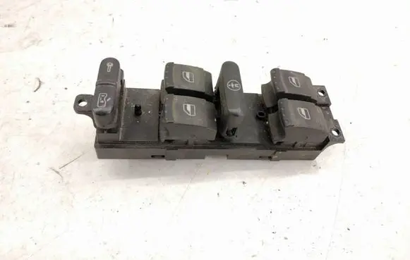 Volkswagen PASSAT B5.5 Electric window control switch