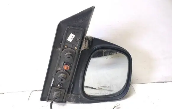 Hyundai H-1, Starex, Satellite Front door electric wing mirror
