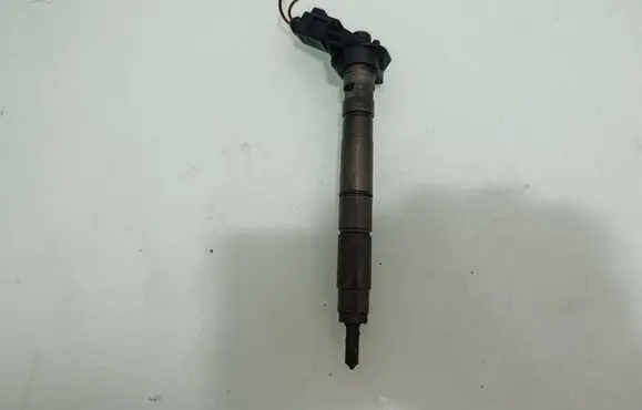 Audi A6 S6 C6 4F Fuel injector 059130217AA 0445115037