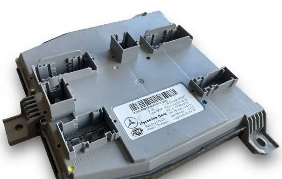 Mercedes-Benz E W213 SAM control unit A2139005223