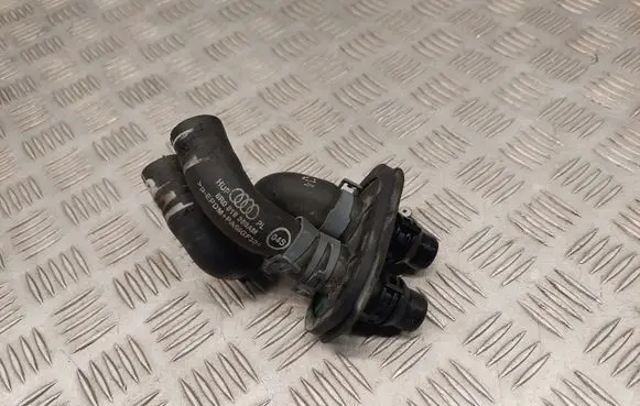 Audi Q5 SQ5 Engine coolant pipe/hose 8R0819350AM