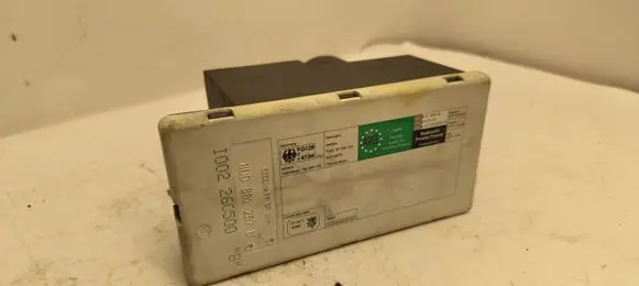 Audi A4 S4 B5 8D Central locking vacuum pump 8D0862257B