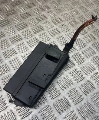 Opel Vectra C Fuse module ZF231