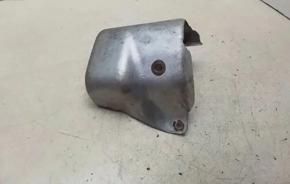 Volkswagen Golf VI Heat shield in engine bay 03C253041