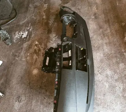 BMW 1 E81 E87 Dashboard 08B3308F0202X
