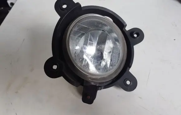 KIA Sorento Front fog light 922013E5
