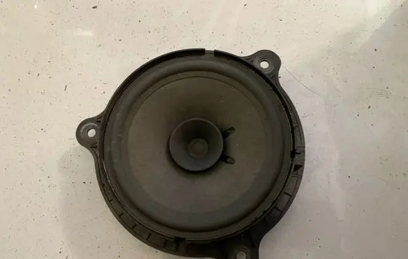 Renault Master III Front door speaker 