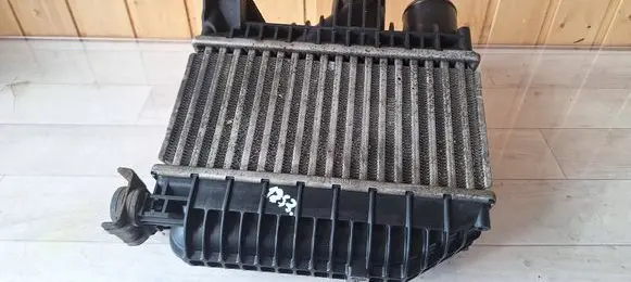 Toyota Corolla Verso E121 Intercooler radiator 8730670 IA1097