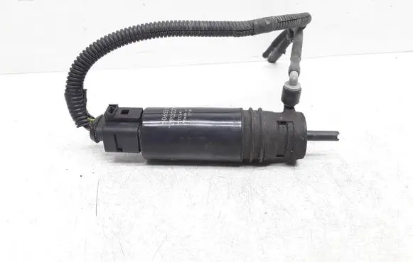 Volvo S80 Headlight washer pump 30655138