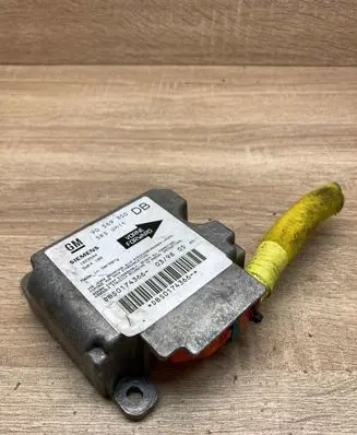 Opel Vectra B Airbag control unit/module 90569350 5WK4188