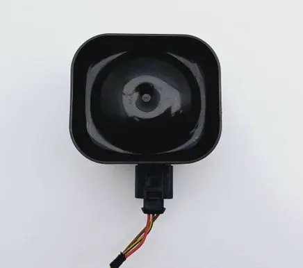 Audi A6 S6 C5 4B Alarm system siren 8L0951605