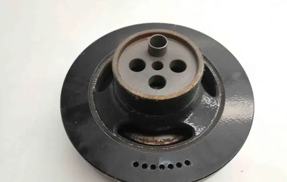 Mercedes-Benz C W204 Crankshaft pulley A6510351712