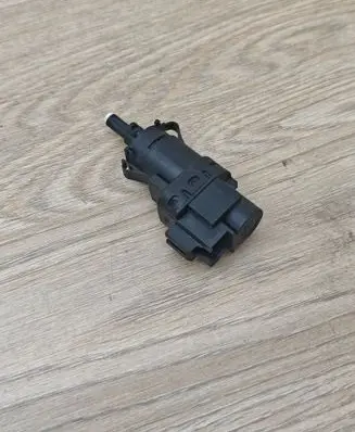 Brake pedal sensor switch