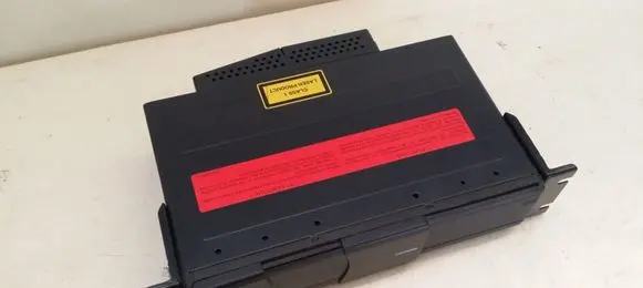 CD/DVD changer