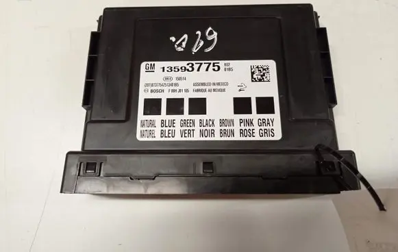 Opel Insignia A Comfort/convenience module 13593775 F00HJ01185 864150514