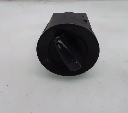 Volkswagen PASSAT B5 Light switch