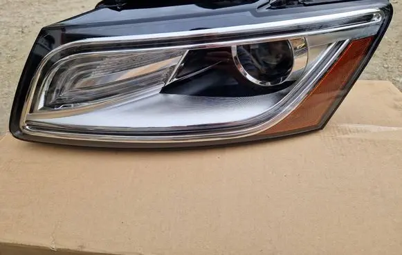 Audi Q5 SQ5 Headlight/headlamp 8R0941043E