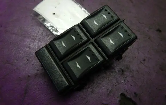 Ford Mondeo Mk III Quarter vent window switch 3S7T14A132BA