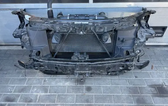 Jeep Grand Cherokee Radiator support slam panel 